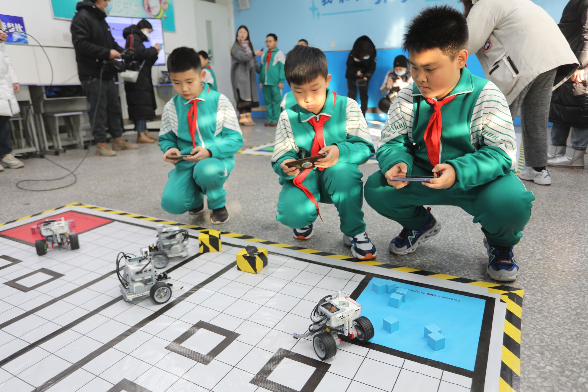 东吴证券:人工智能产业快速发展,关注消费电子潜力